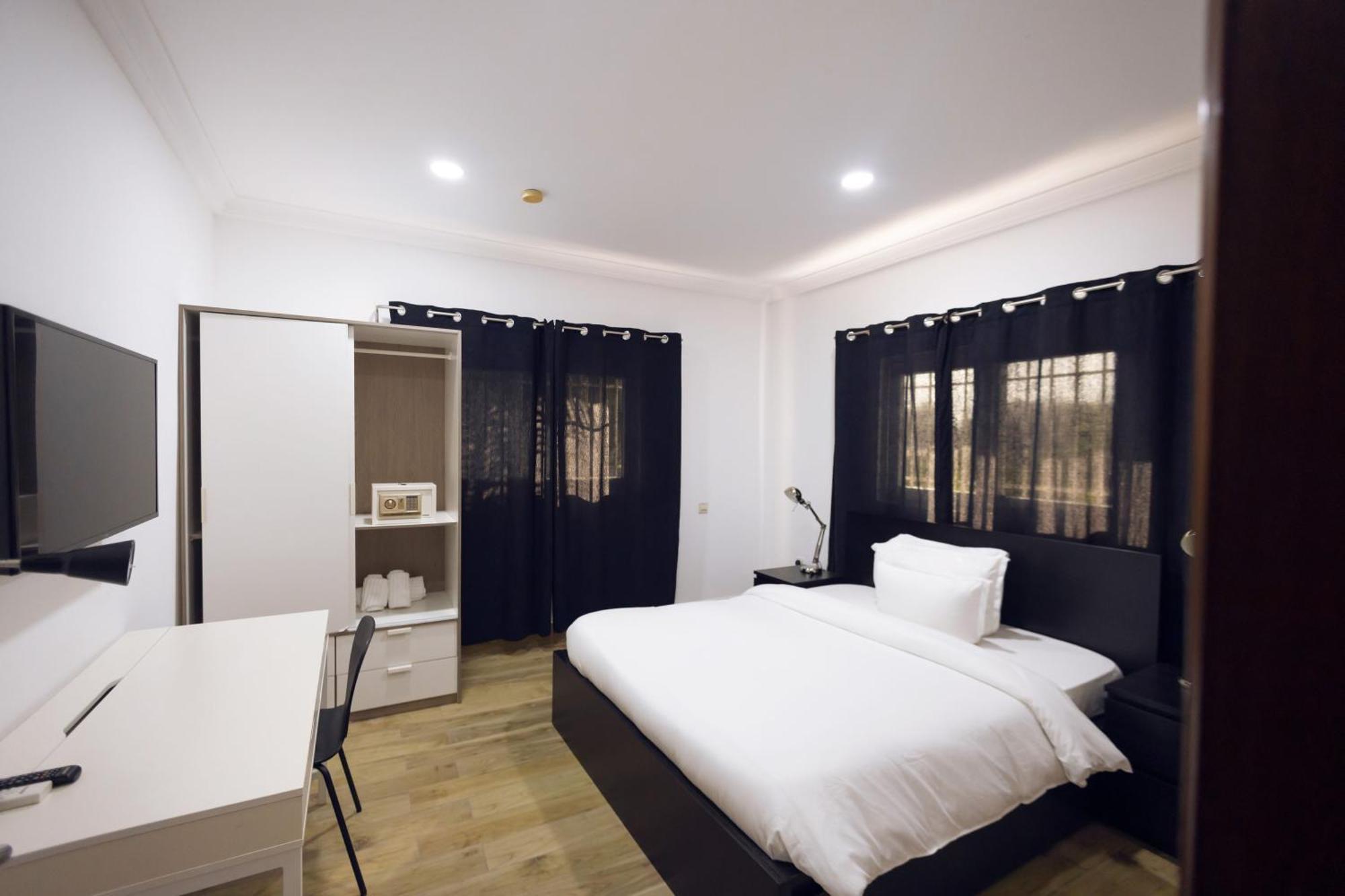 Bragha Apartments And Hotel Sekondi-Takoradi Eksteriør billede